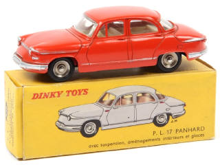Lot 586 - DINKY TOYS (FRANCE) (1)