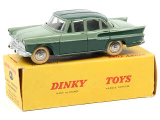 Lot 543 - DINKY TOYS (FRANCE) (1)