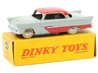 Lot 538 - DINKY TOYS (FRANCE) (1)
