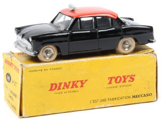 Lot 579 - DINKY TOYS (FRANCE) (1)