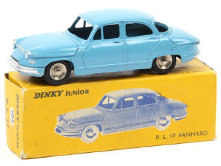 Lot 467 - DINKY TOYS (FRANCE) Série JUNIOR (1)