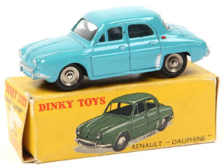Lot 568 - DINKY TOYS (FRANCE) (1)