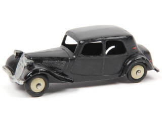 Lot 500 - DINKY TOYS (FRANCE) (1)