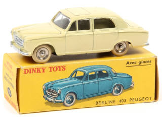 Lot 566 - DINKY TOYS (FRANCE) (1)