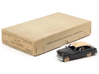 Lot 519 - DINKY TOYS (FRANCE) (2)