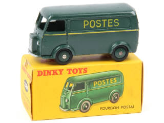 Lot 684 - DINKY TOYS (FRANCE) (1)