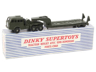Lot 121 - DINKY TOYS (FRANCE) (1)
