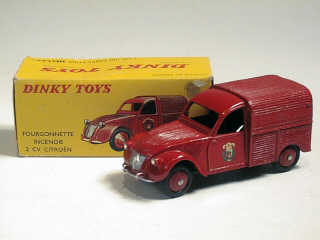 Lot 485 - DINKY TOYS FRANCE (1)