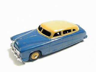Lot 118 - DINKY TOYS GB (1)