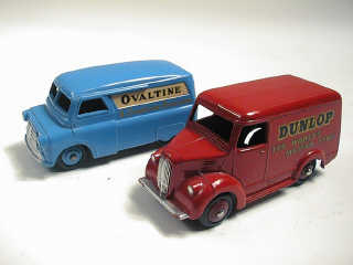 Lot 93 - DINKY TOYS (GB) (2)