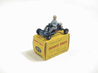 Lot 206 - DINKY TOYS FRANCE (1)