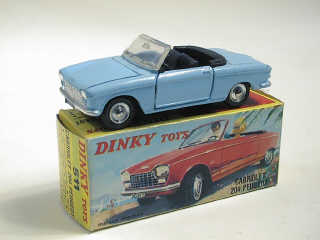 Lot 250 - DINKY TOYS FRANCE (1)