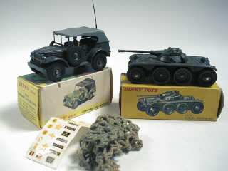 Lot 275 - DINKY TOYS FRANCE (2)