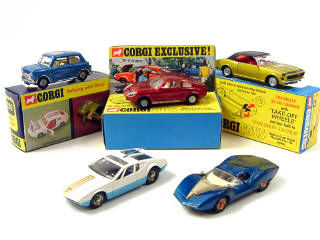 Lot 387 - CORGI TOYS (GB) (5)