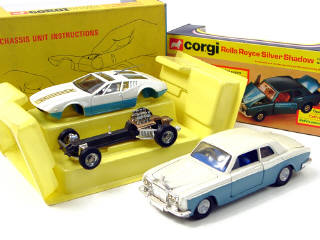 Lot 347 - CORGI TOYS (GB) (2)
