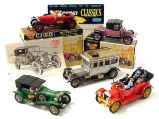 Lot 392 - CORGI TOYS (GB) (5)