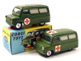 Lot 450 - CORGI TOYS (GB) (2)