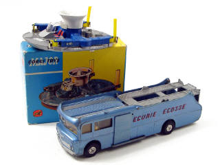 Lot 455 - CORGI TOYS (GB) (2)