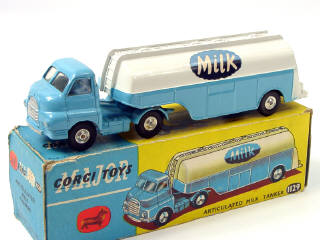 Lot 421 - CORGI TOYS (GB) (1)