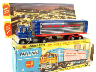 Lot 426 - CORGI TOYS (GB) (1)