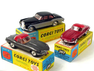 Lot 354 - CORGI TOYS (GB) (3)