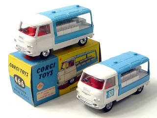 Lot 442 - CORGI TOYS (GB) (2)