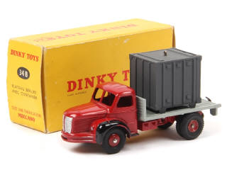 Lot 369 - DINKY TOYS (FRANCE) (1)