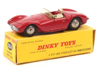 Lot 344 - DINKY TOYS (FRANCE) (1)