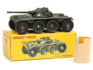Lot 412 - DINKY TOYS (FRANCE) (1)