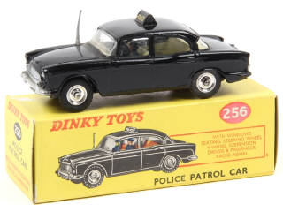 Lot 356 - DINKY TOYS (GB) (1)