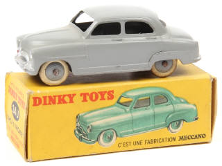 Lot 502 - DINKY TOYS (FRANCE) (1)