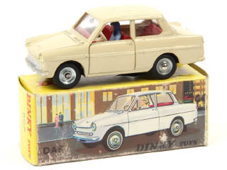 Lot 561 - DINKY TOYS (FRANCE) (1)