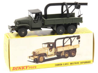 Lot 727 - DINKY TOYS (FRANCE) (1)