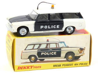 Lot 630 - DINKY TOYS (FRANCE) (1)