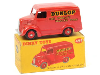 Lot 387 - DINKY TOYS (GB) (1)