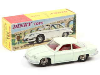 Lot 583 - DINKY TOYS (FRANCE) (1)
