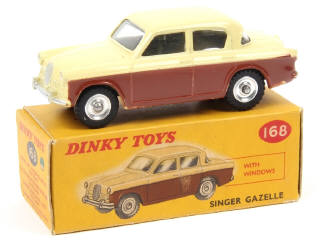 Lot 324 - DINKY TOYS (GB) (1)