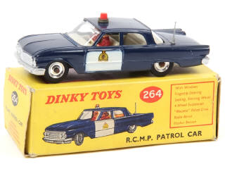 Lot 363 - DINKY TOYS (GB) (1)