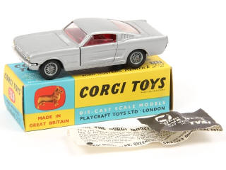Lot 283 - CORGI TOYS (GB) (1)
