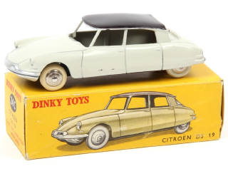 Lot 477 - DINKY TOYS (FRANCE) (1)