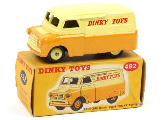 Lot 388 - DINKY TOYS (GB) (1)