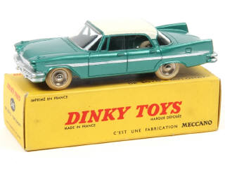 Lot 527 - DINKY TOYS (FRANCE) (1)