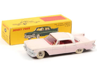 Lot 539 - DINKY TOYS (FRANCE) (1)