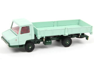 Lot 696 - DINKY TOYS (FRANCE) (1)