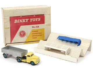 Lot 395 - DINKY TOYS (GB) (1)