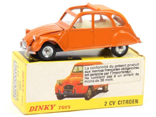 Lot 653 - DINKY TOYS (FRANCE) (1)