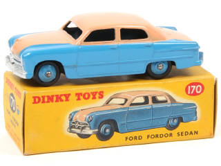 Lot 327 - DINKY TOYS (GB) (1)