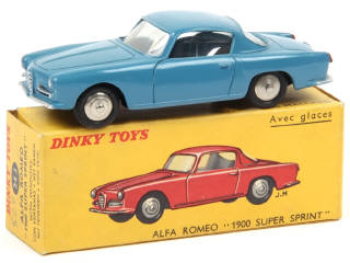 Lot 492 - DINKY TOYS (FRANCE) (1)