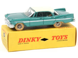 Lot 526 - DINKY TOYS (FRANCE) (1)
