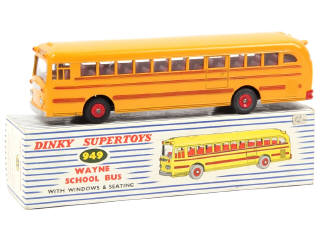 Lot 421 - DINKY TOYS (GB) (1)